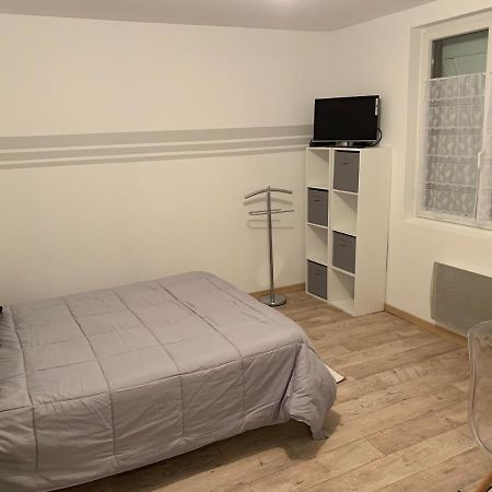 Studio Ideal Travail, Famille, Tout Y Est … Apartment Dompierre-sur-Besbre Bagian luar foto